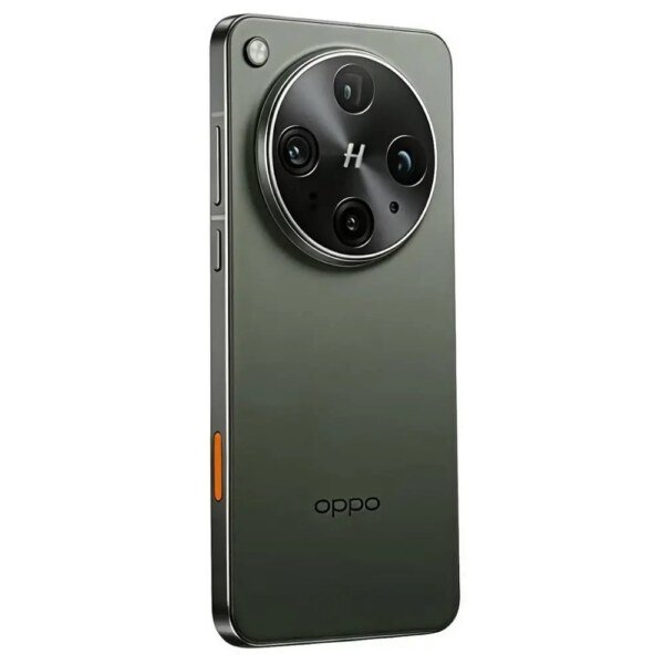 Oppo Find X9 Ultra of color Black